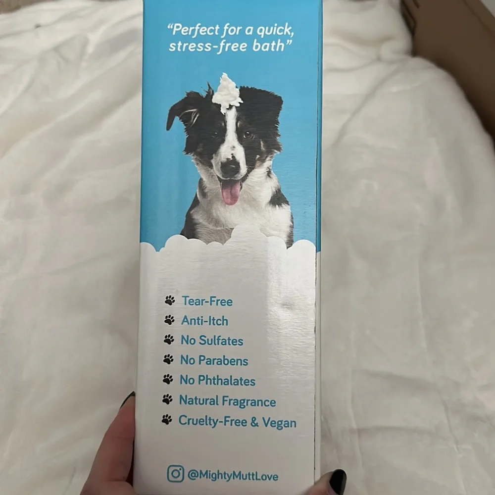 Mighty Mutt Waterless Shampoo for dogs